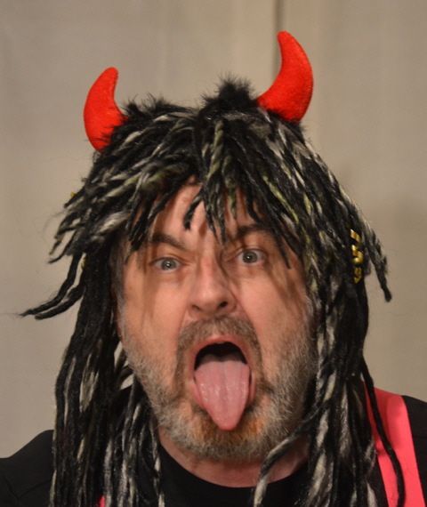 Der Teufel mit den drei goldenen Haaren